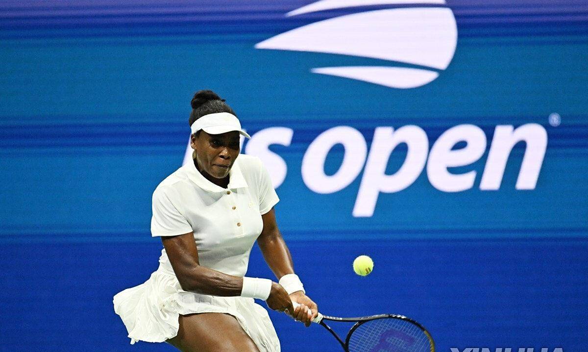 费德勒在美国队比赛中败北,回归赛场引发热议!(费德勒战绩)